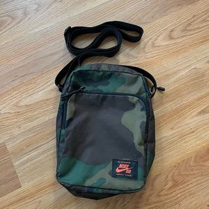 Nike heritage bag unisex